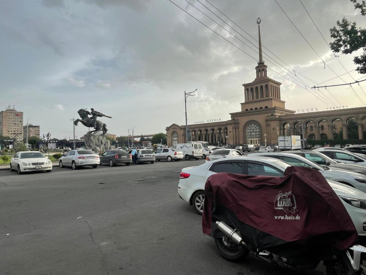 Hotel Old Kayaran Yerevan Exterior foto
